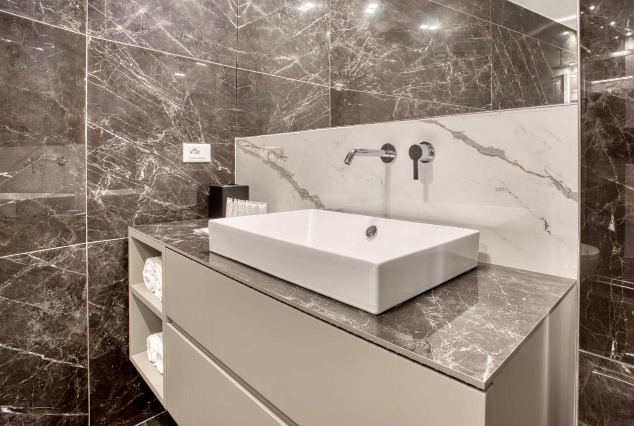 Le Suite Del Corso The Smart Boutique Aparthotel By Ospitami ميلان المظهر الخارجي الصورة